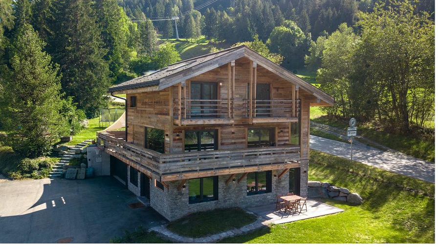 Chalet Aigle — front elevation