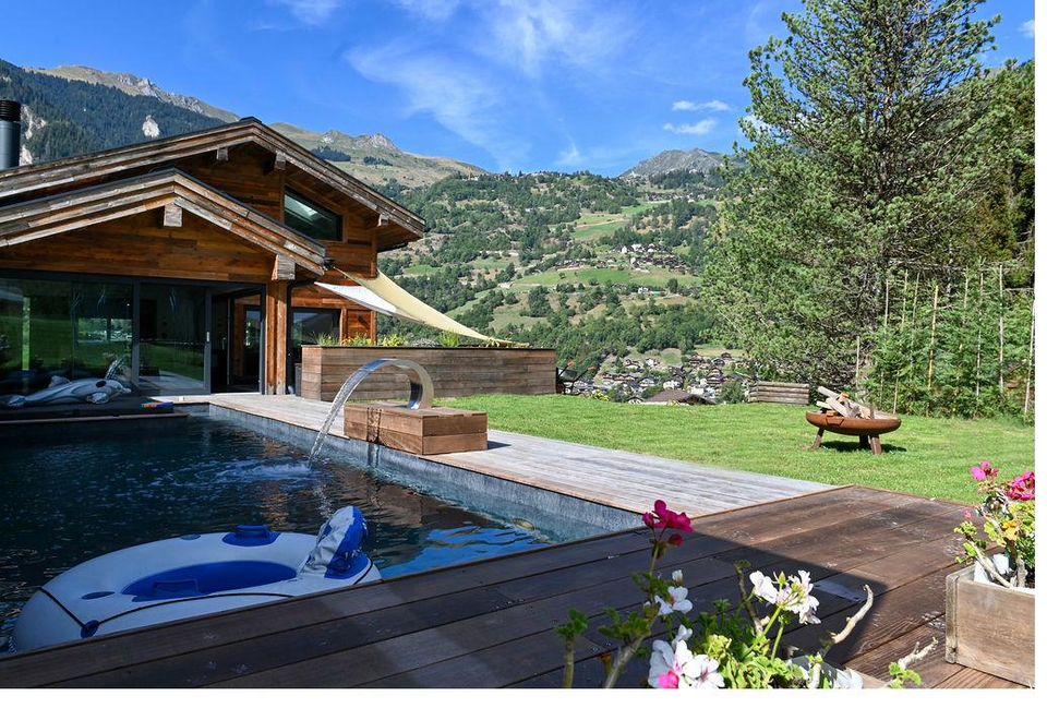 Chalet Aigle yoga studio