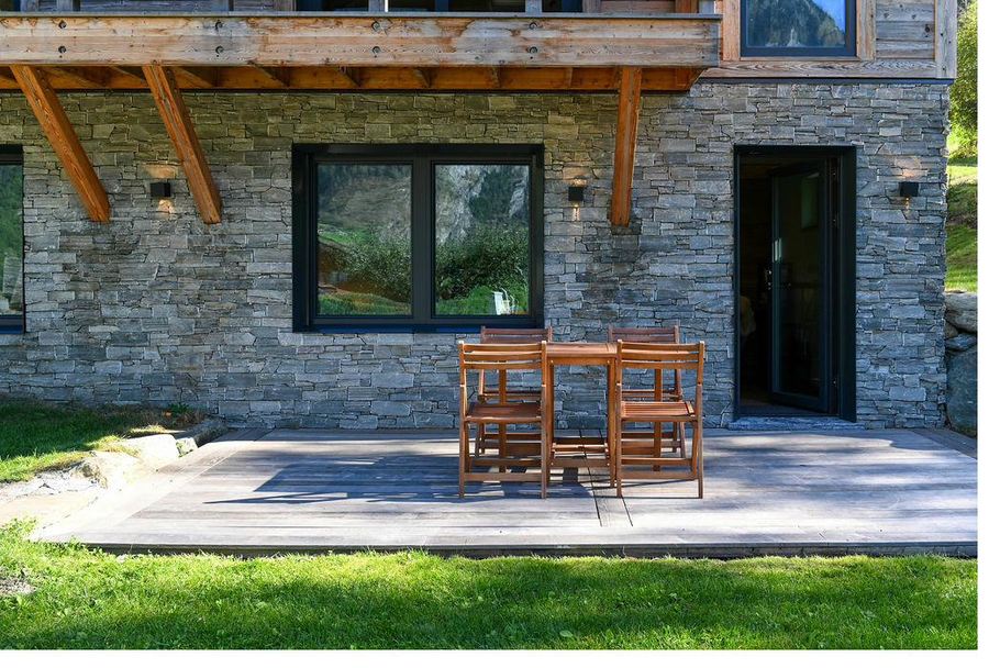 Chalet Aigle Studio — terrace and mountain view